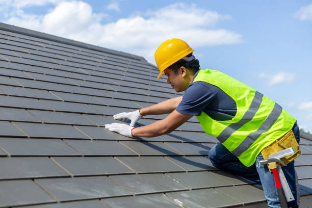 Best Roof Repair Services  in Saegertown, PA